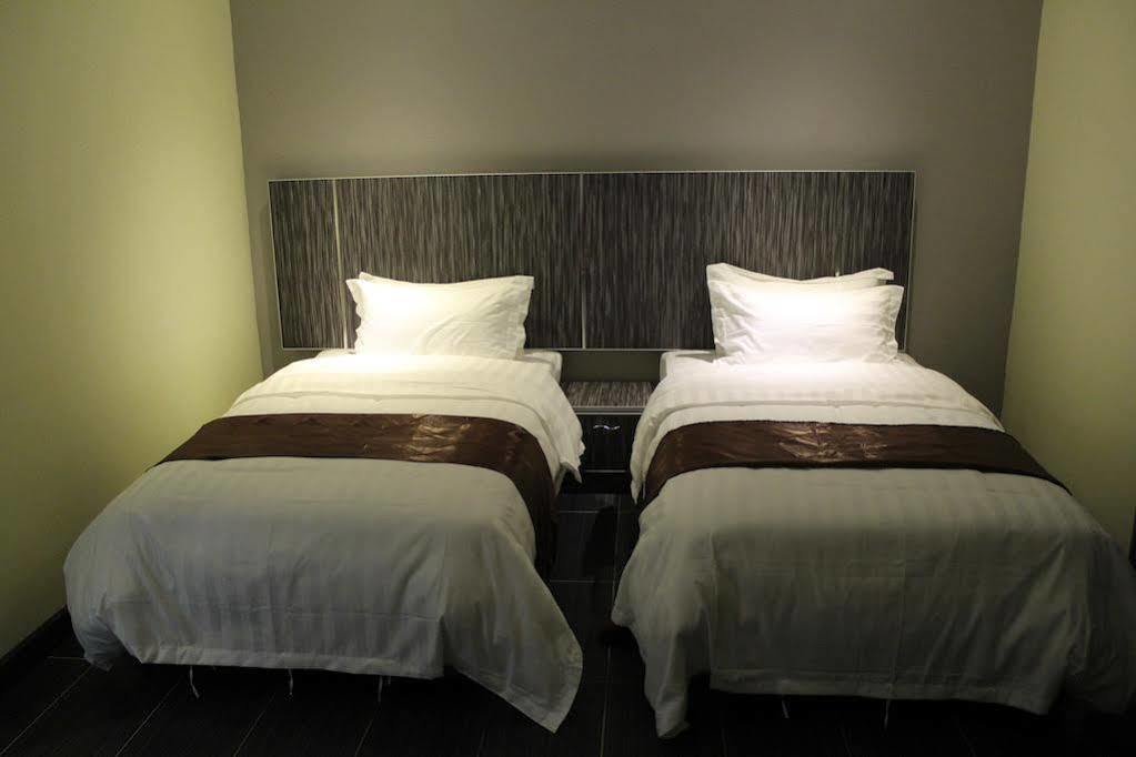 Hotel Eastana Ipoh Exterior photo